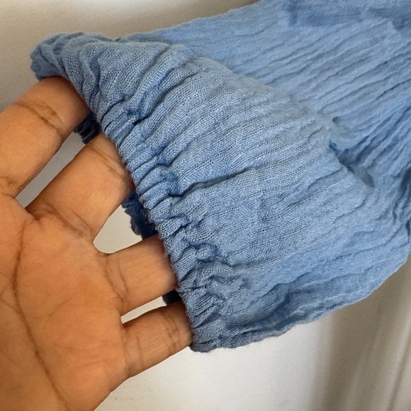 REVOLVE Jacques to in chambray blue top
Faithful the brand
Sz 4 NWT - Picture 3 of 9